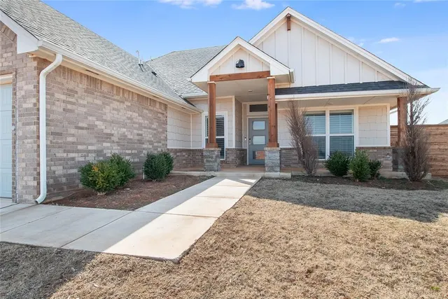 Photo 4 — 4017 Angel Oak Drive, Oklahoma City, OK 73179