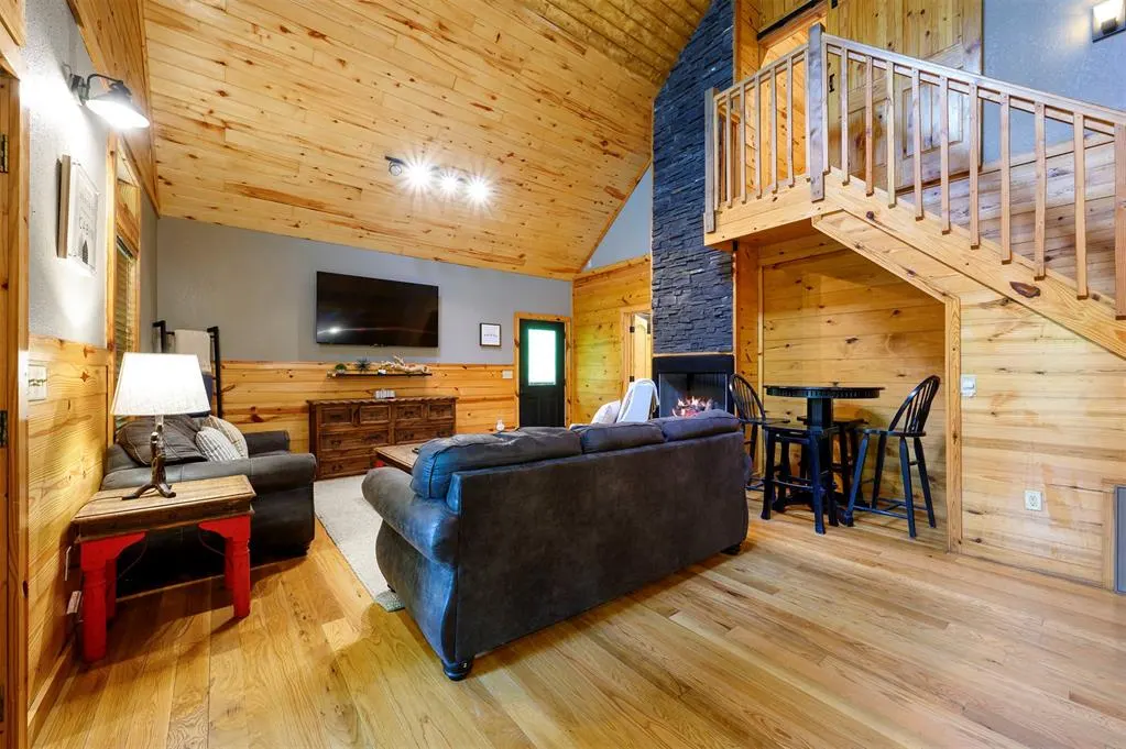 Photo 11 — 243 Deer Creek Trail, Broken Bow, OK 75728