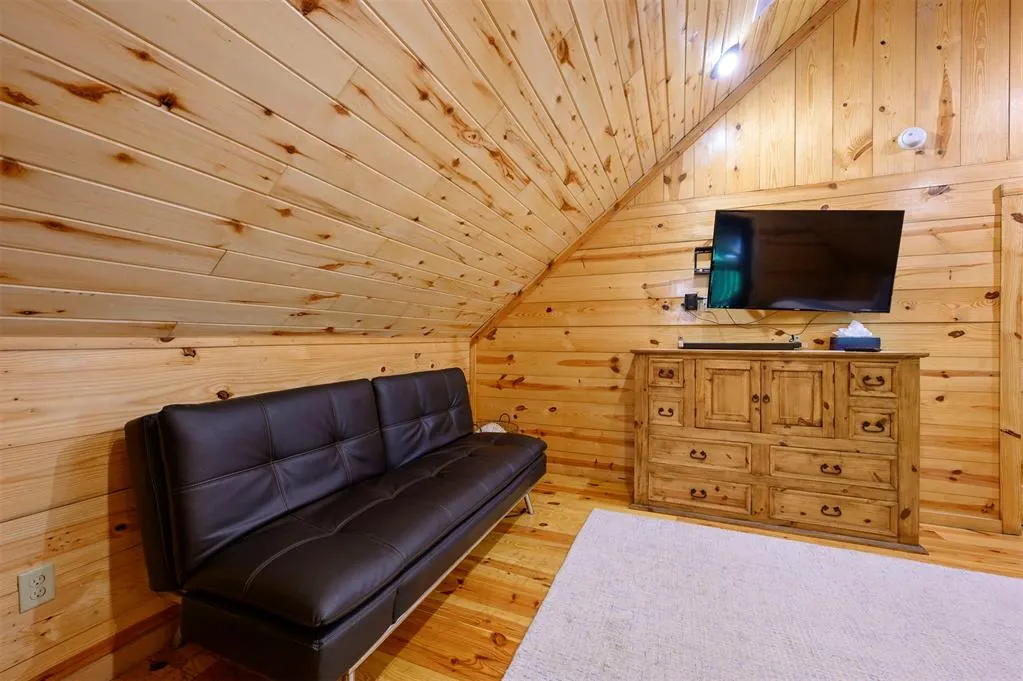 Photo 17 — 243 Deer Creek Trail, Broken Bow, OK 75728