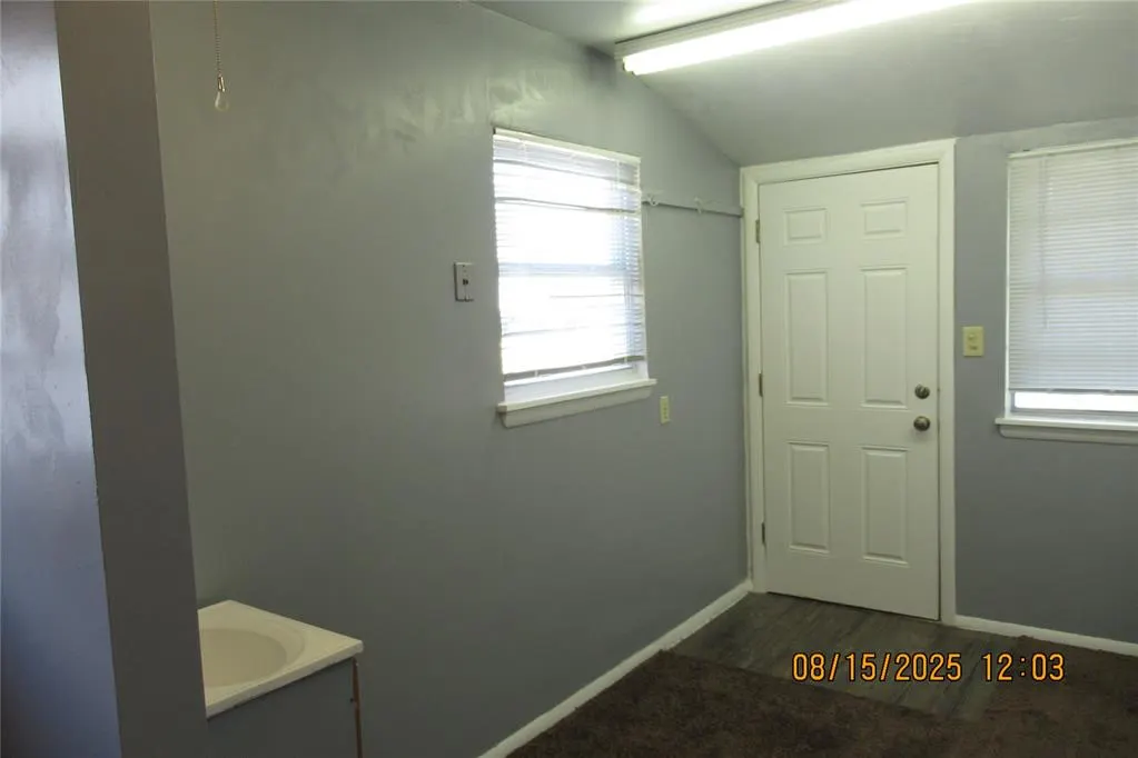 Photo 14 — 7004 NW 50th Street, Bethany, OK 73008