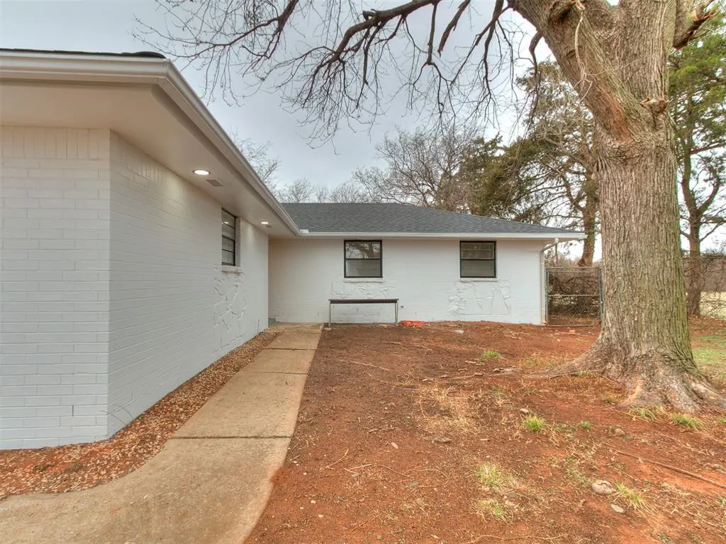 Photo 3 — 3701 Veterans Lane, Oklahoma City, OK 73115