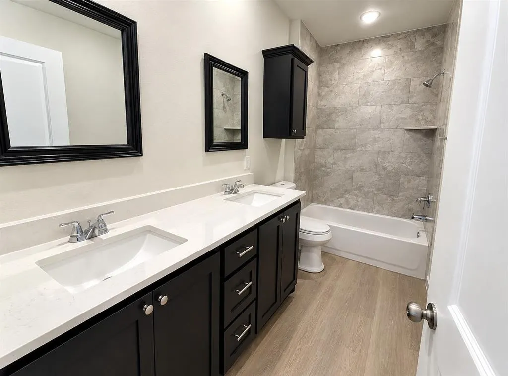 Photo 5 — 324 NW 122nd Street 1, Oklahoma City, OK 73114