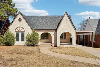 Sold home at 2857 NW 21st Street