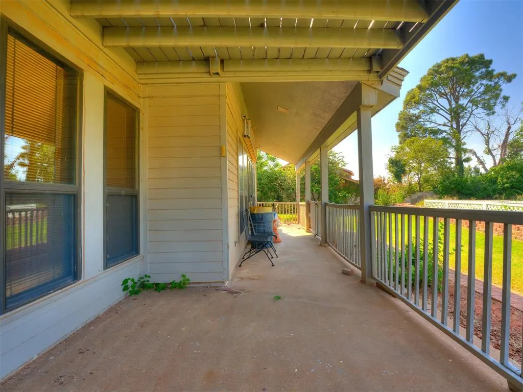 Photo 9 — 4017 Cherry Hill Lane, Oklahoma City, OK 73120