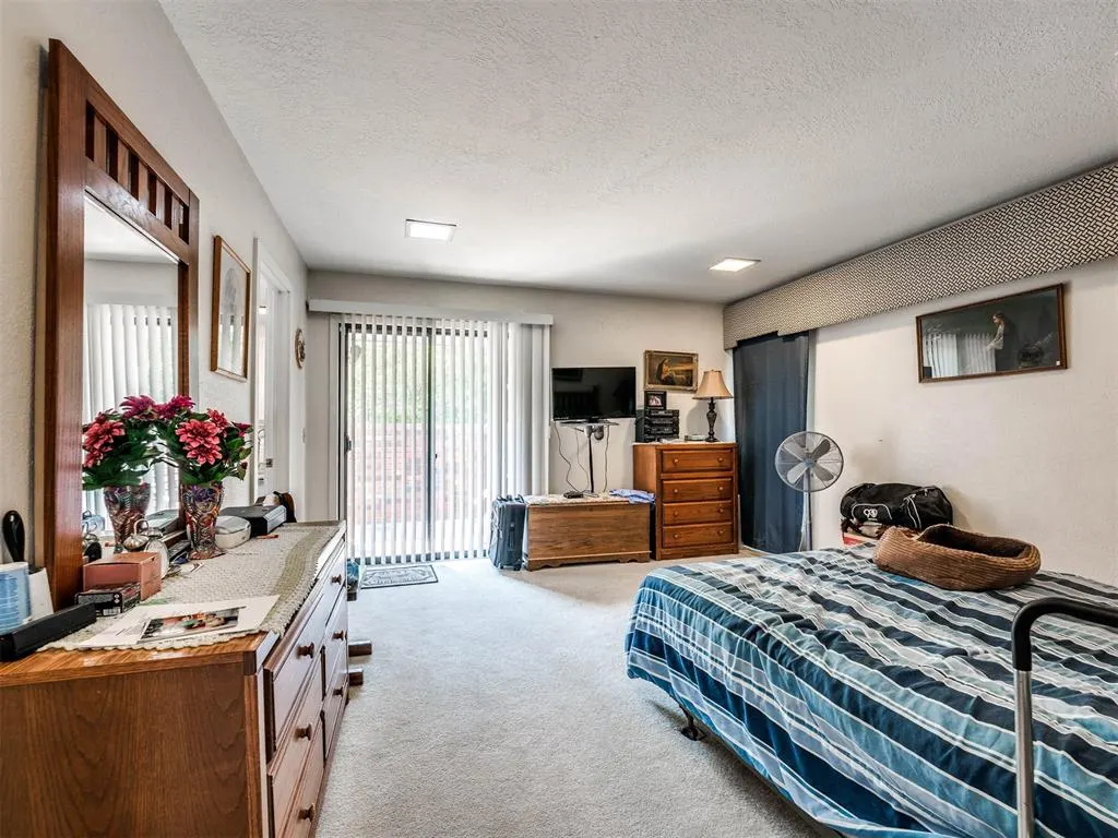 Photo 16 — 4017 Cherry Hill Lane, Oklahoma City, OK 73120