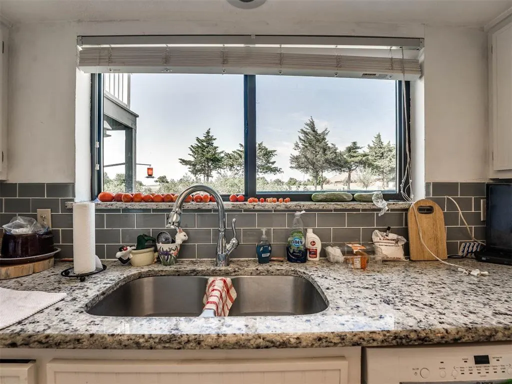 Photo 37 — 4017 Cherry Hill Lane, Oklahoma City, OK 73120