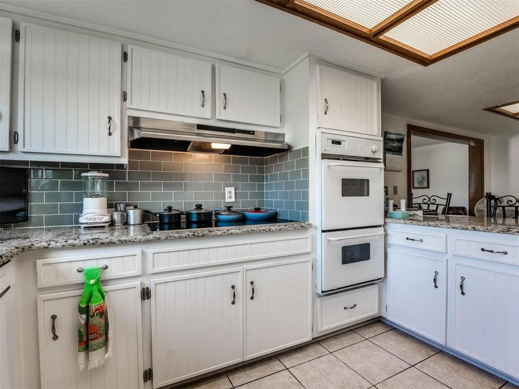 Photo 38 — 4017 Cherry Hill Lane, Oklahoma City, OK 73120