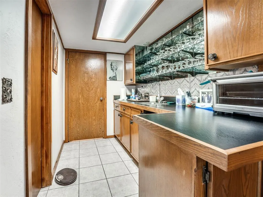 Photo 47 — 4017 Cherry Hill Lane, Oklahoma City, OK 73120