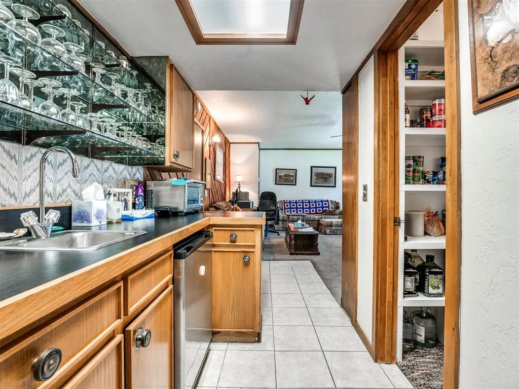 Photo 49 — 4017 Cherry Hill Lane, Oklahoma City, OK 73120