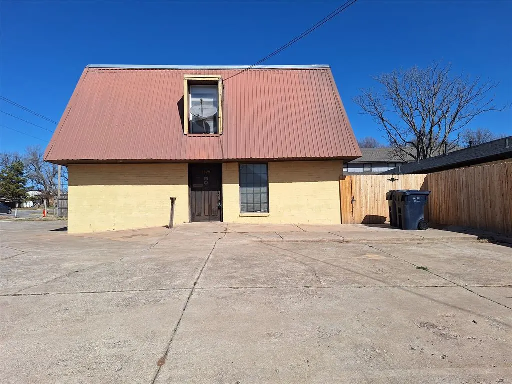 Photo 5 — 7029 NW 12th Street, Oklahoma City, OK 73127