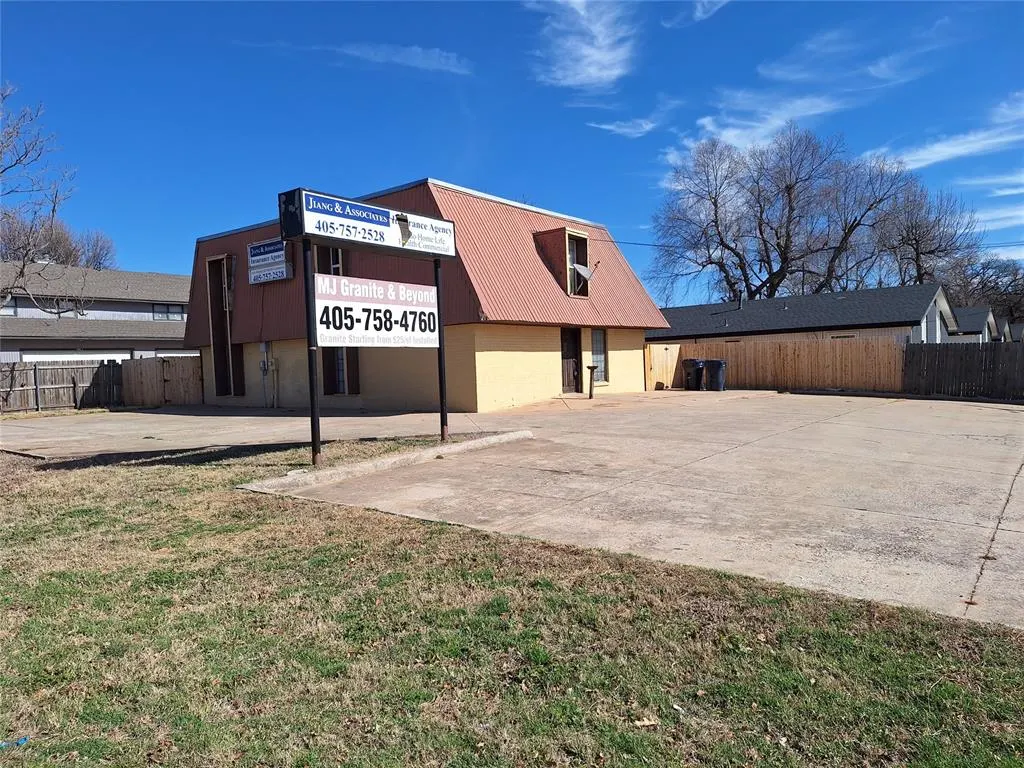 Photo 2 — 7029 NW 12th Street, Oklahoma City, OK 73127