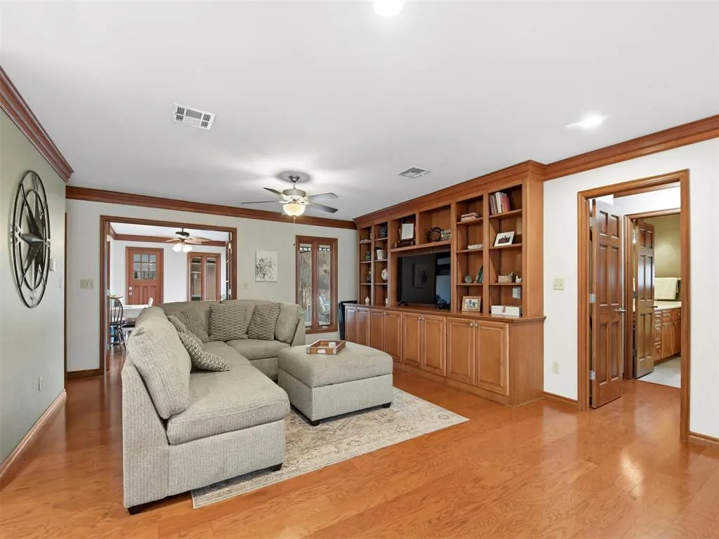 Photo 4 — 421 W Bert Avenue, Pauls Valley, OK 73075
