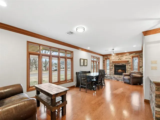 Photo 5 — 421 W Bert Avenue, Pauls Valley, OK 73075