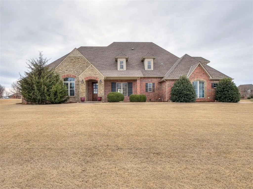 Front exterior — 6380 Red Cedar Drive, Edmond, OK 73025