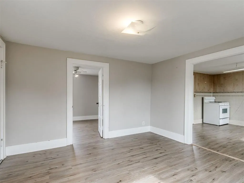 Photo 11 — 923 S 12th Street, Kingfisher, OK 73750