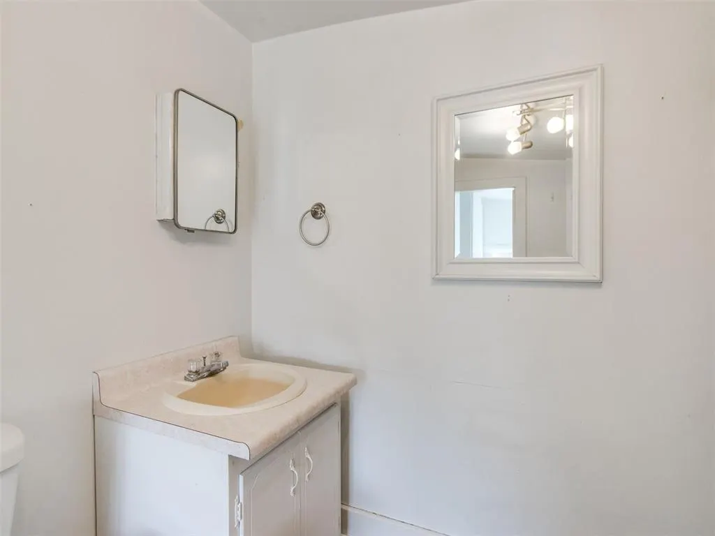Photo 39 — 923 S 12th Street, Kingfisher, OK 73750