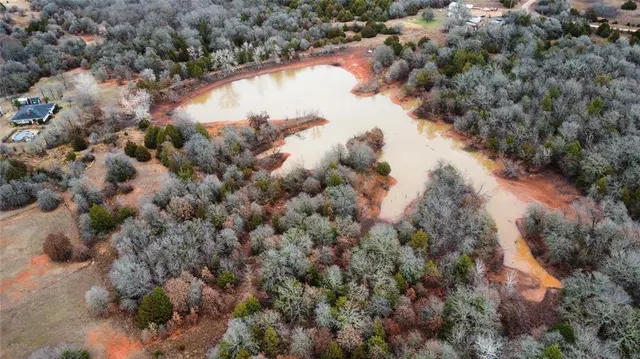 Photo 3 — 1301 Garnet Road, Norman, OK 73026