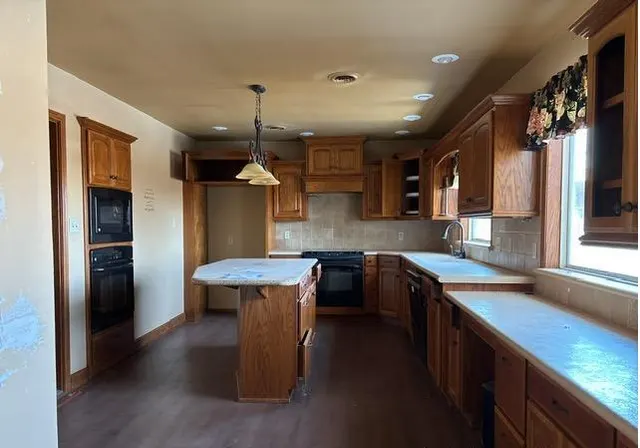 Photo 7 — 1408 N Washington Avenue, Elk City, OK 73644