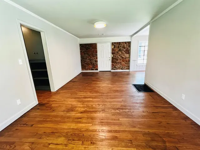 Photo 3 — 1213 Huntington Way, Norman, OK 73069