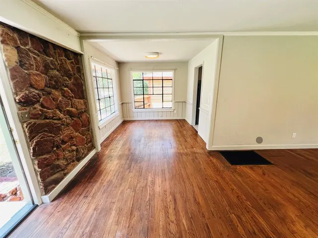 Photo 4 — 1213 Huntington Way, Norman, OK 73069