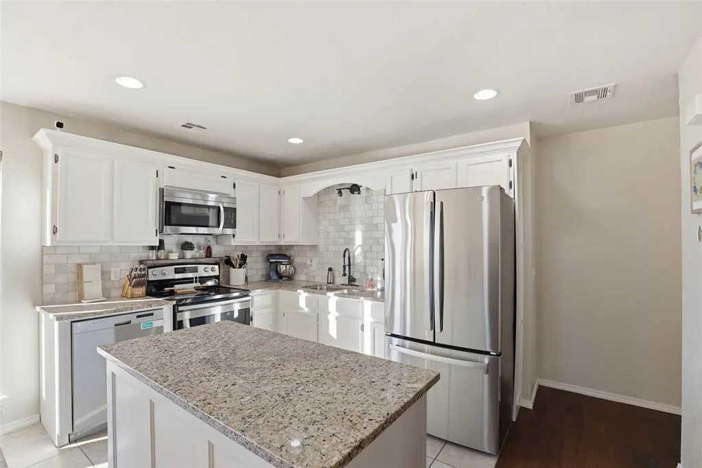 Photo 8 — 6807 NW 63rd Terrace, Oklahoma City, OK 73132