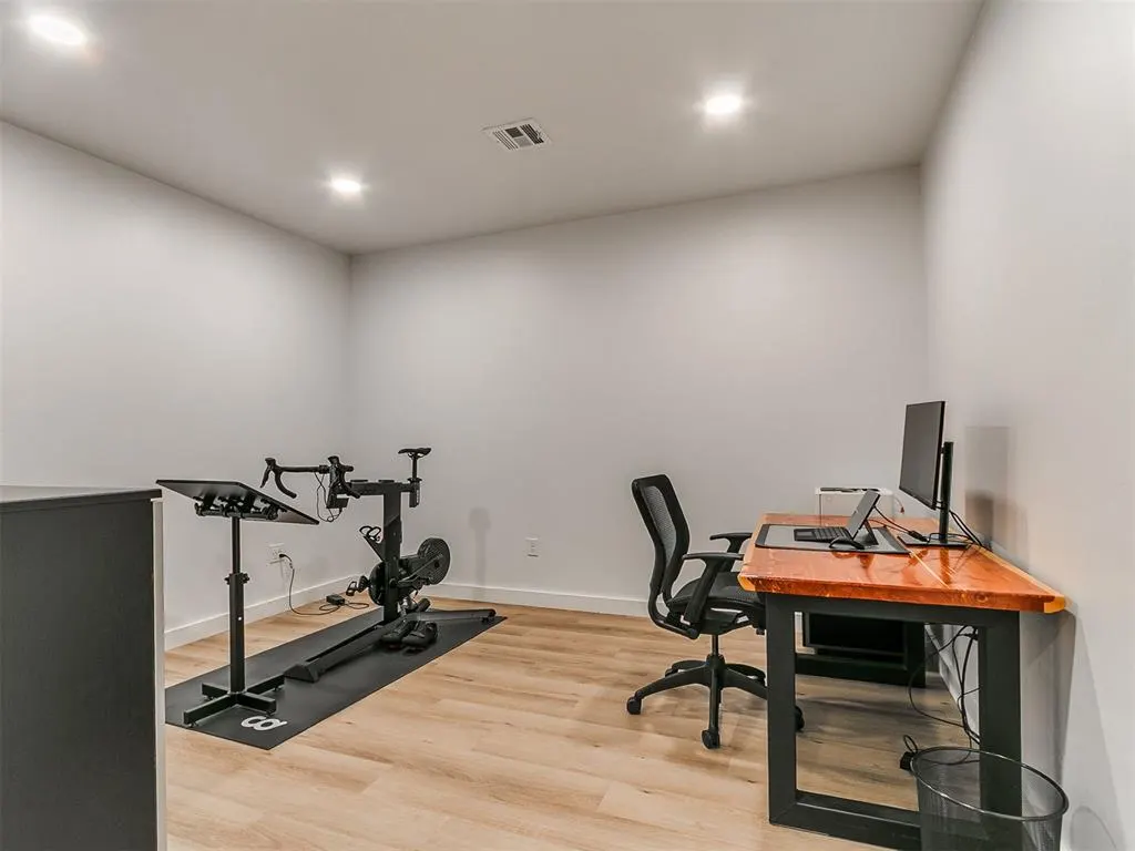 Photo 33 — 716 S Pickard Avenue, Norman, OK 73069