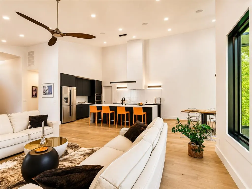 Photo 8 — 716 S Pickard Avenue, Norman, OK 73069