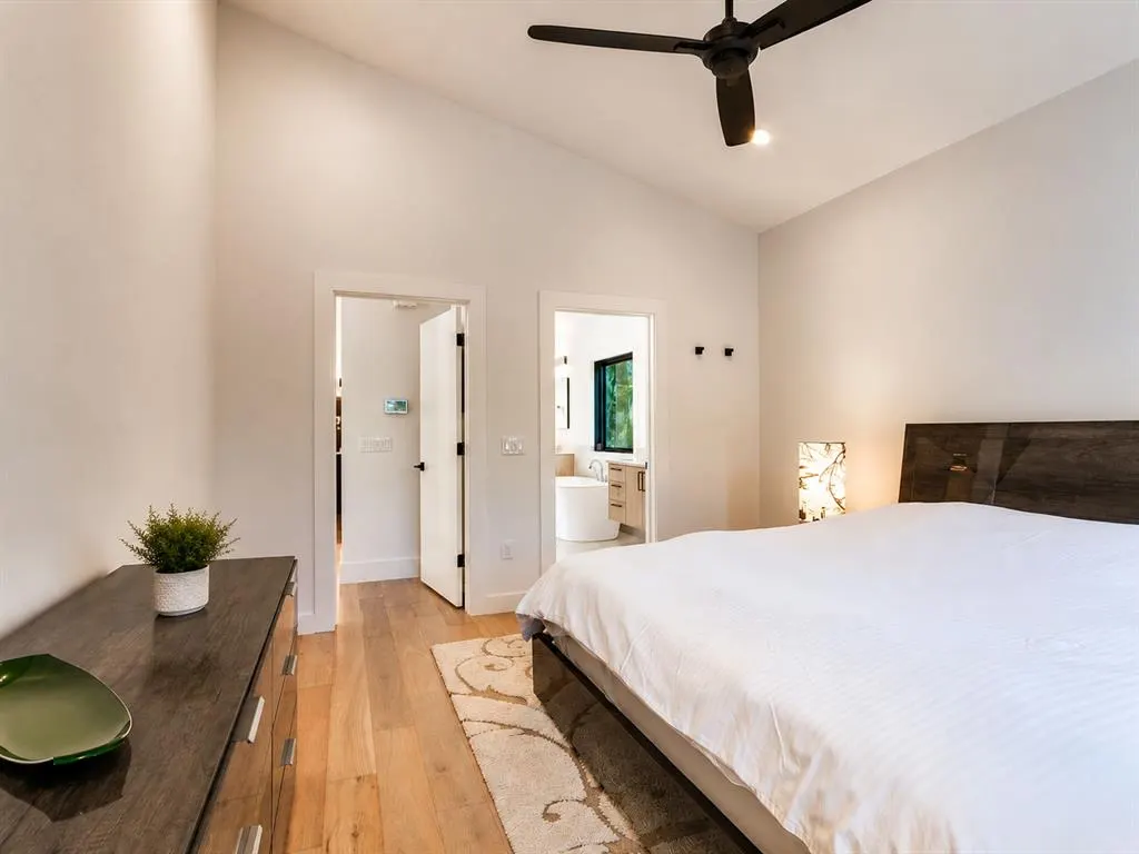 Photo 19 — 716 S Pickard Avenue, Norman, OK 73069