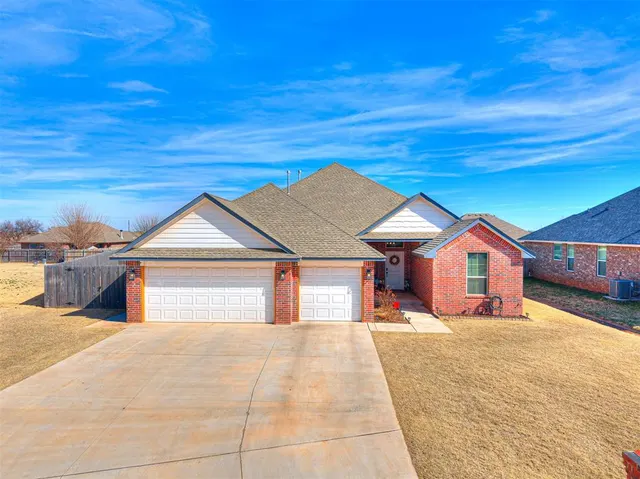 Front exterior — 720 N 1st Street, Cashion, OK 73016