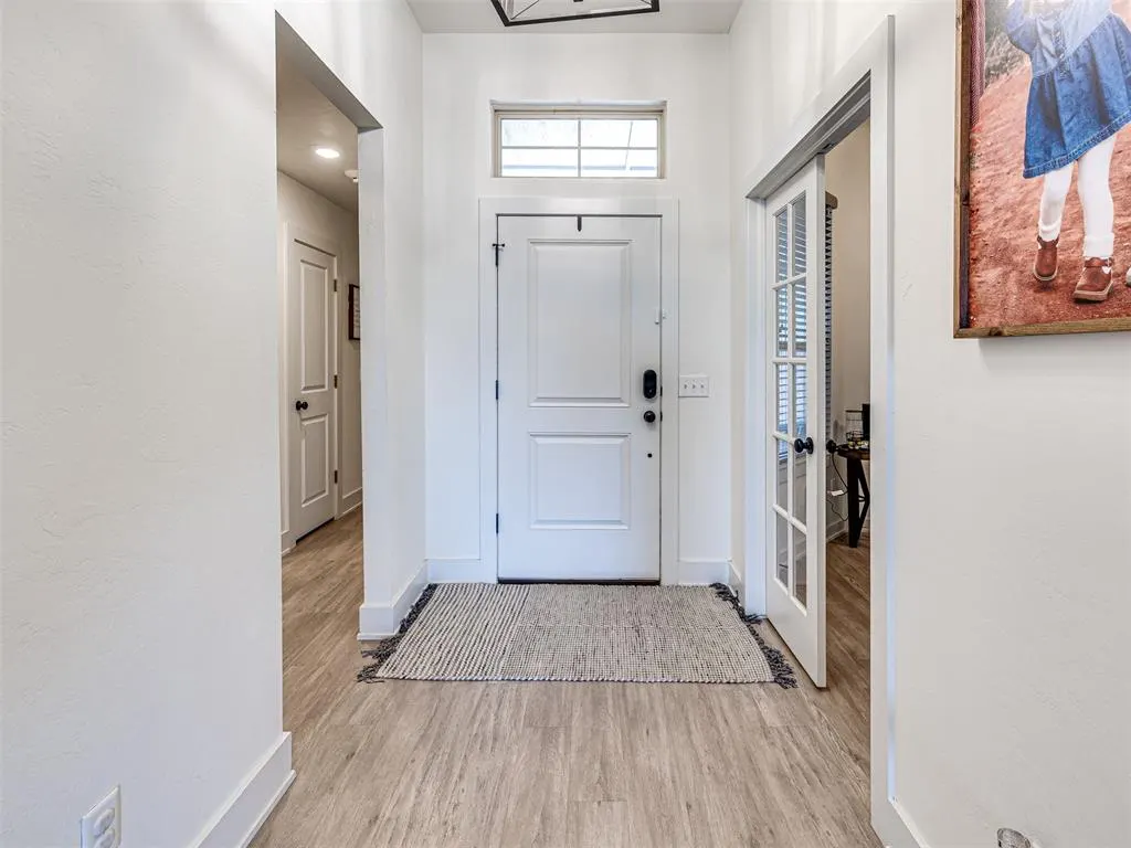 Photo 4 — 720 N 1st Street, Cashion, OK 73016