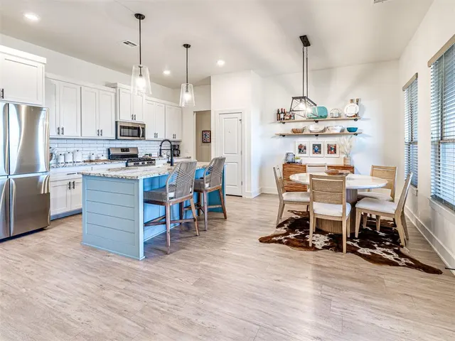 Photo 3 — 720 N 1st Street, Cashion, OK 73016