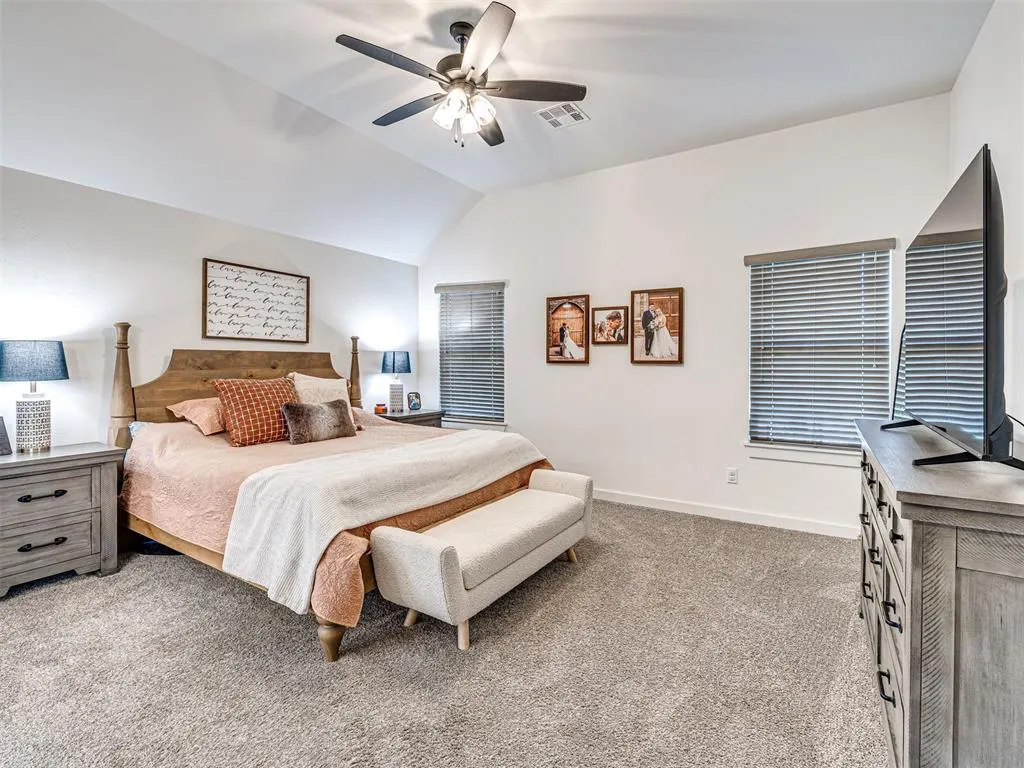 Photo 5 — 720 N 1st Street, Cashion, OK 73016