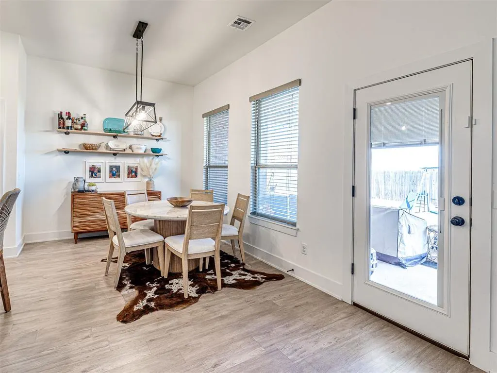 Photo 13 — 720 N 1st Street, Cashion, OK 73016