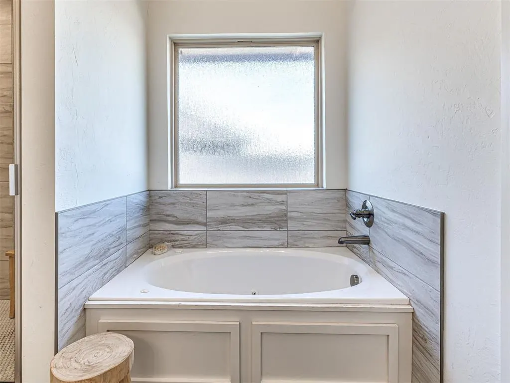Photo 25 — 720 N 1st Street, Cashion, OK 73016