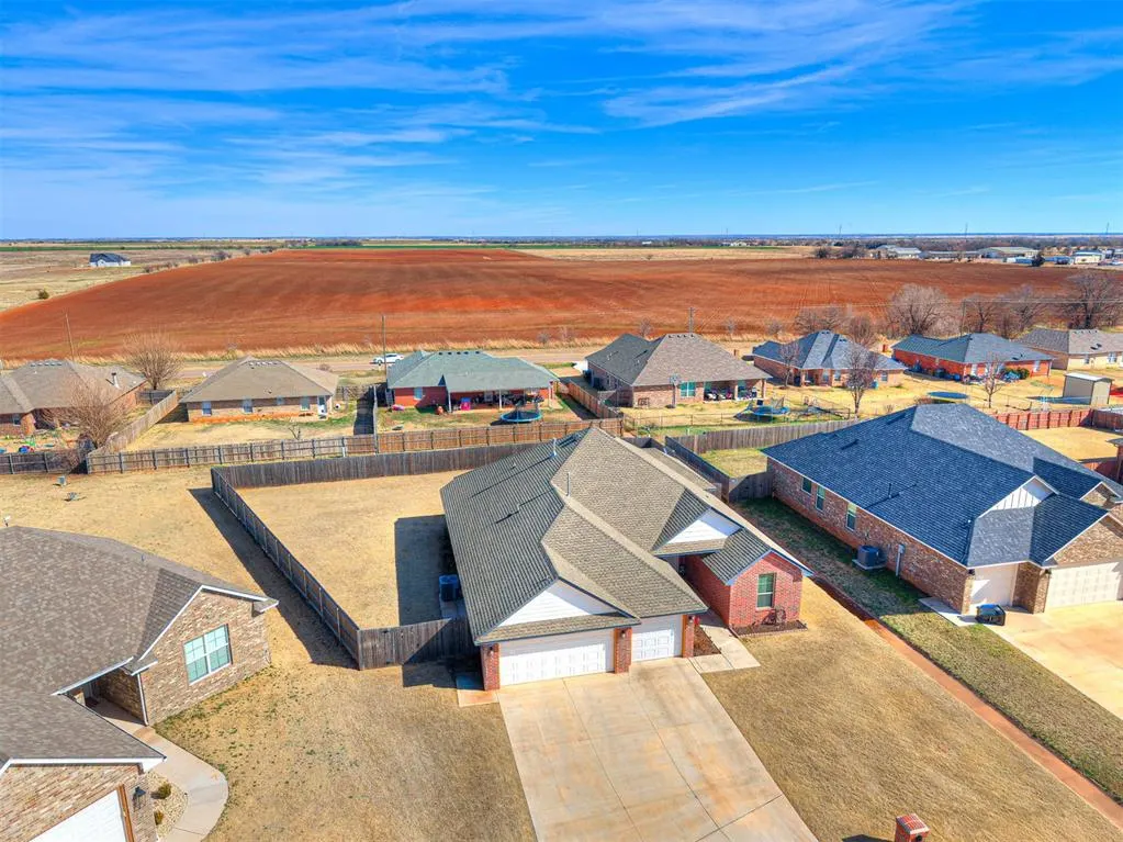 Photo 34 — 720 N 1st Street, Cashion, OK 73016