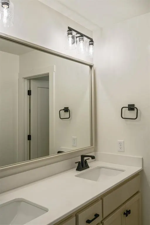 Photo 23 — 1401 SW 160th Street, Moore, OK 73170