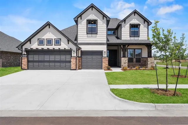 Front exterior — 1401 SW 160th Street, Moore, OK 73170
