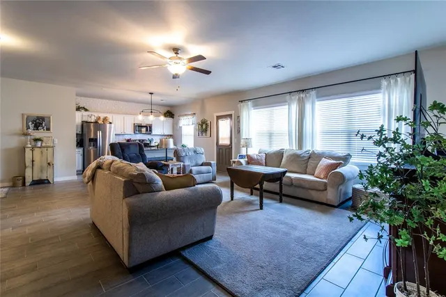 Photo 6 — 15961 Prairie Rose Drive, McLoud, OK 74851