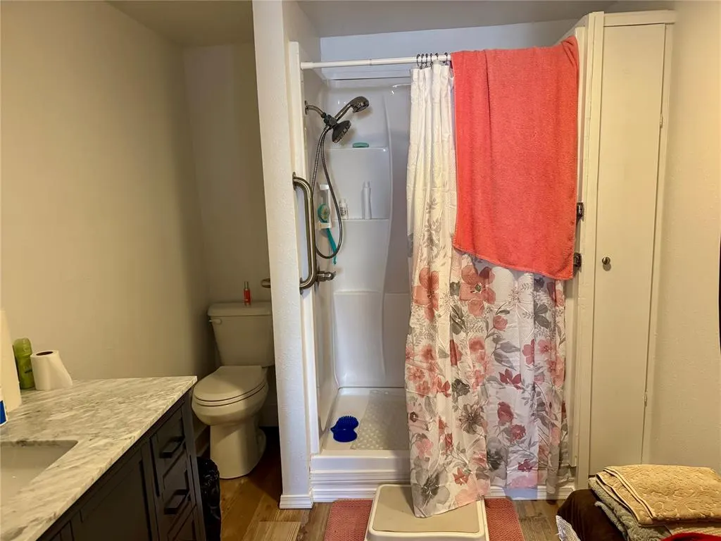 Photo 11 — 308 S Cearlock Avenue, Cheyenne, OK 73628