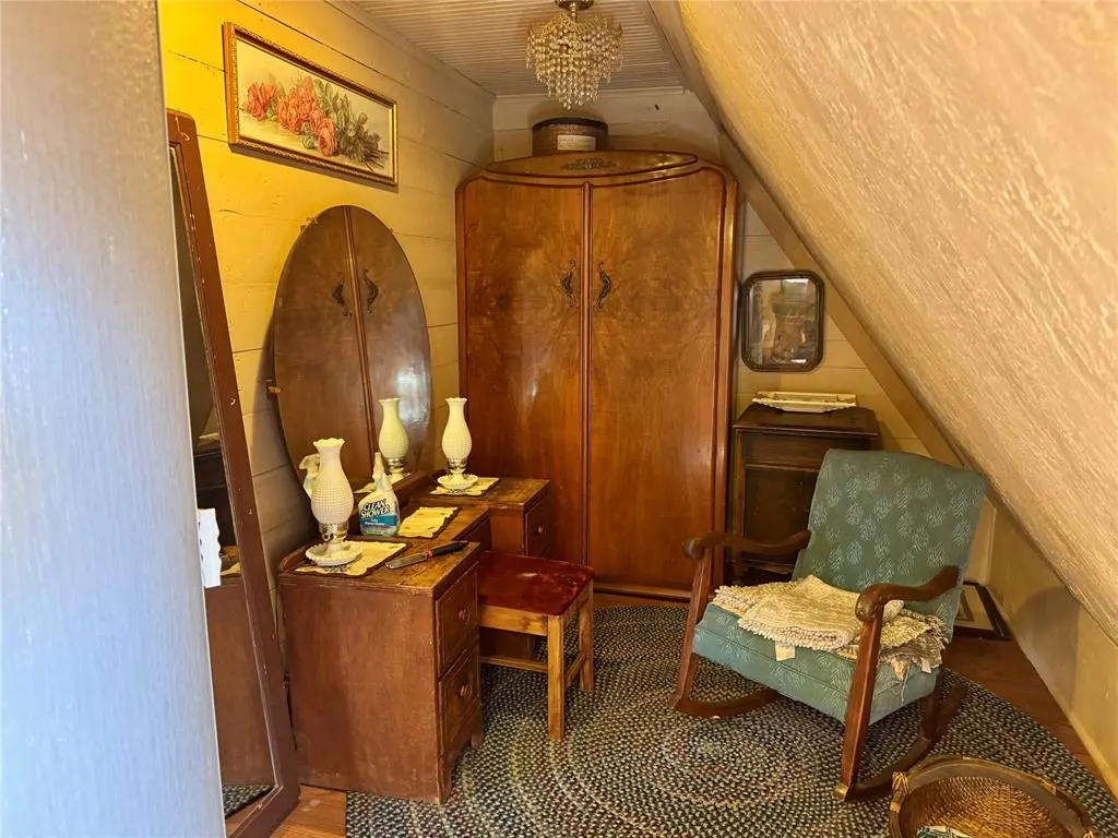 Photo 18 — 308 S Cearlock Avenue, Cheyenne, OK 73628