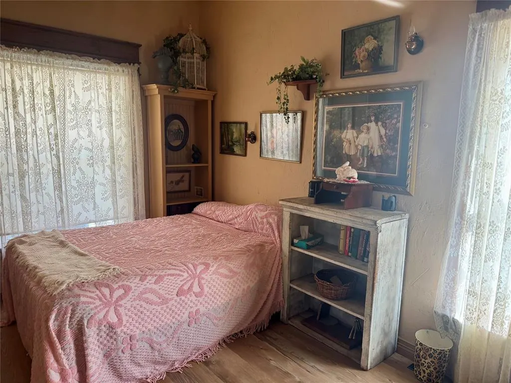 Photo 31 — 308 S Cearlock Avenue, Cheyenne, OK 73628