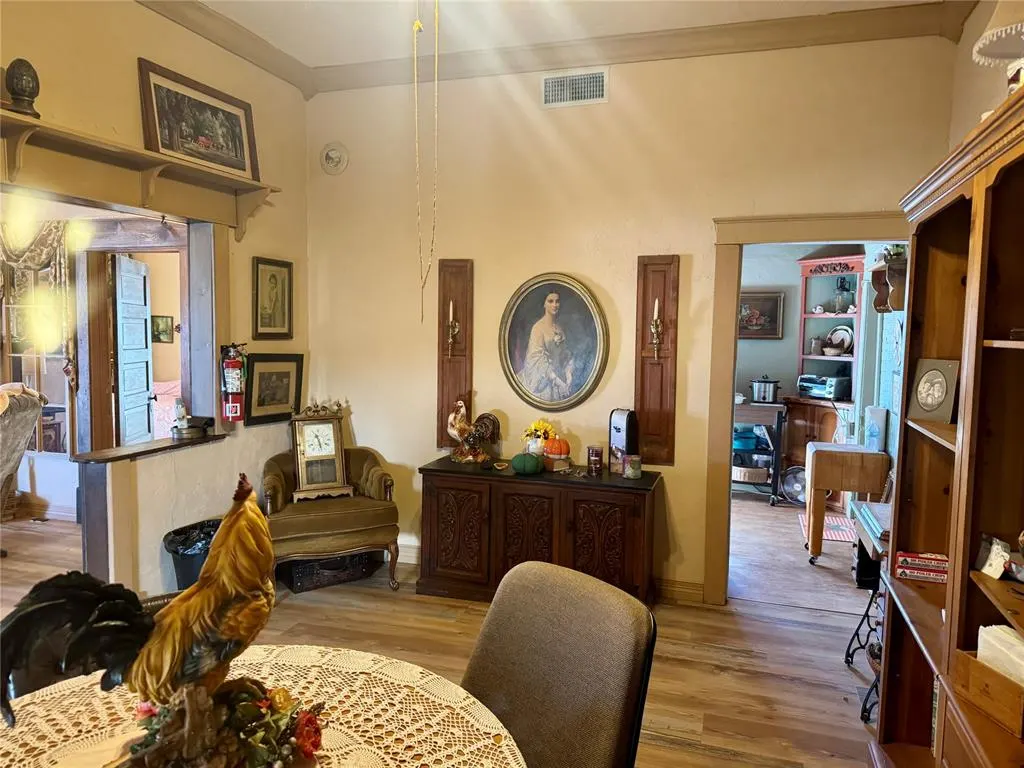 Photo 36 — 308 S Cearlock Avenue, Cheyenne, OK 73628