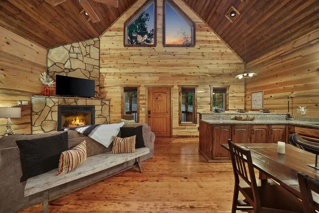 Photo 5 — 69 Eagle Mountain Trail, Broken Bow, OK 74728