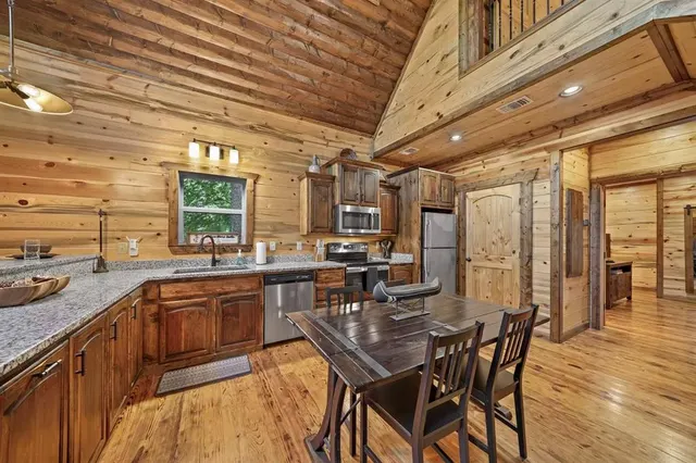 Photo 8 — 69 Eagle Mountain Trail, Broken Bow, OK 74728