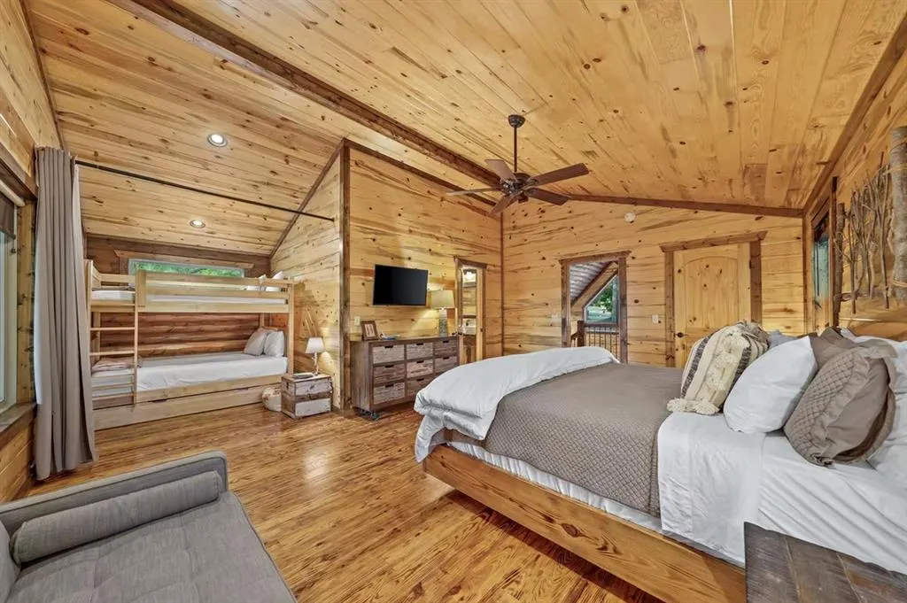 Photo 12 — 69 Eagle Mountain Trail, Broken Bow, OK 74728