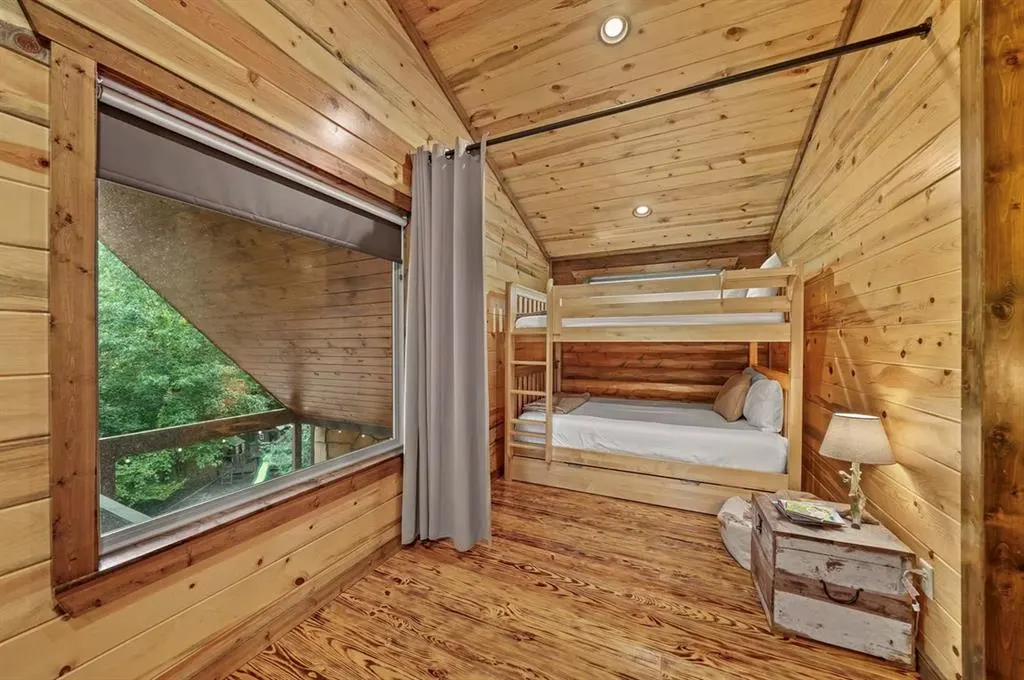 Photo 14 — 69 Eagle Mountain Trail, Broken Bow, OK 74728