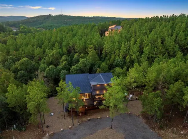 Photo 4 — 114 TIMBERLINE Trail, Broken Bow, OK 74728