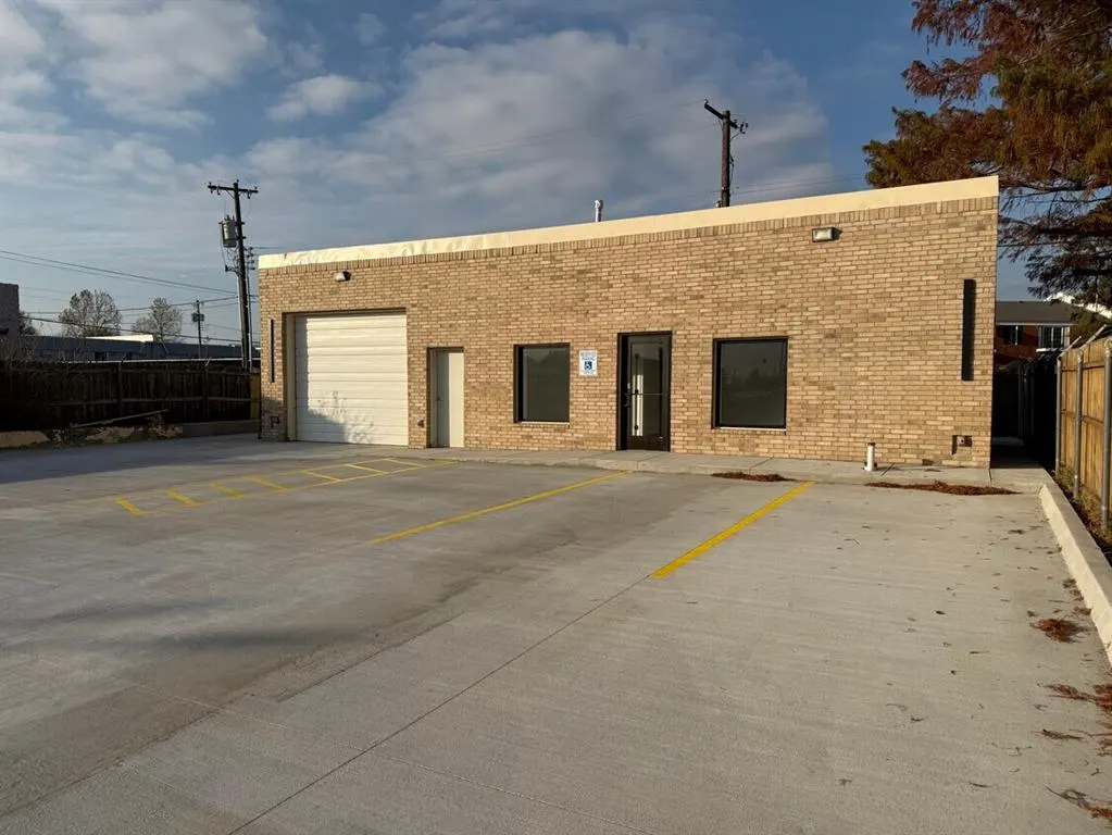 Front exterior — 4417 NW 39th Street, Oklahoma City, OK 73112