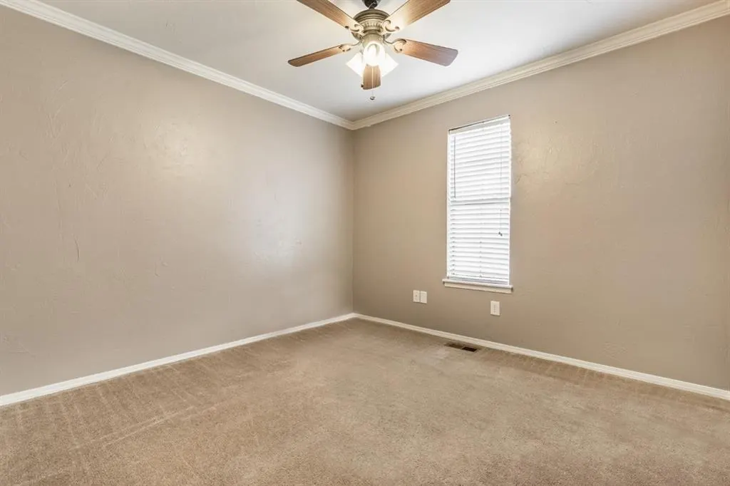 Photo 9 — 904 Merlin Circle, Norman, OK 73072