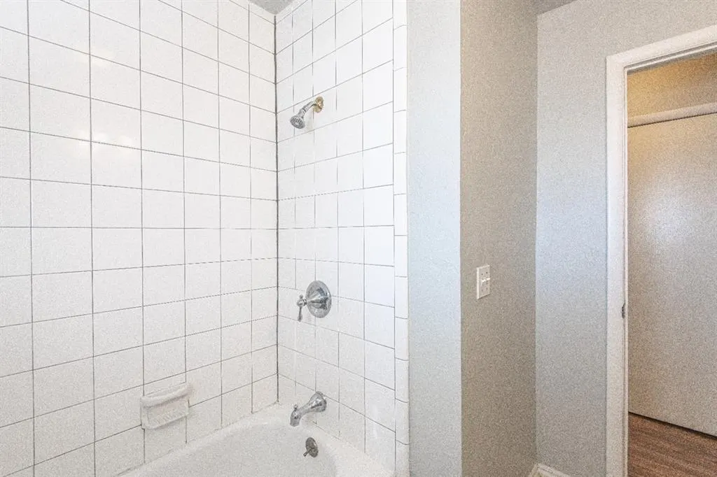 Photo 10 — 733 N Norman Avenue, Moore, OK 73160